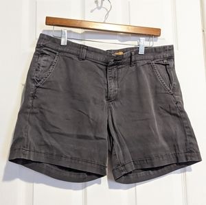 Pilcro and the Letterpress Hyphen Shorts Chino